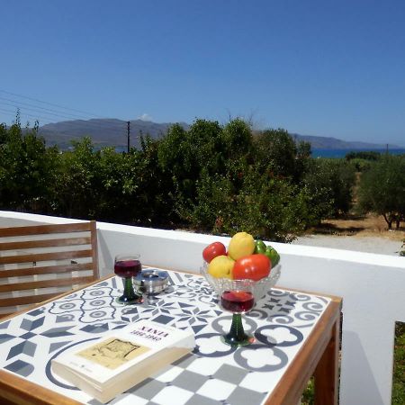 Maro Suites Tavronitis Exterior foto