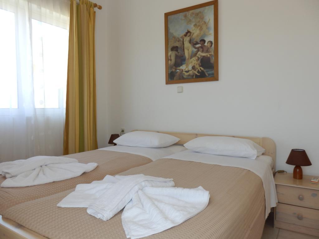 Maro Suites Tavronitis Exterior foto
