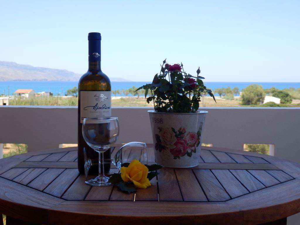 Maro Suites Tavronitis Exterior foto